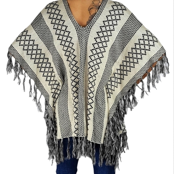 Hoity Toity Striped Pullover Loose Fit Sweater Size Large Grey - Picture 3 of 8